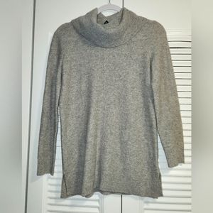 Lauren Ralph lauren exclusive  100% cashmere cowl neck sweater. Oversize XS